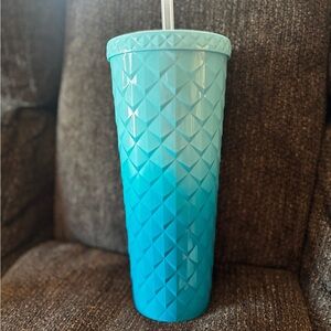 Blue Ombre Diamond Tumbler with Straw
